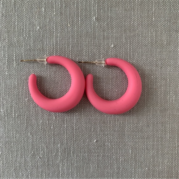 3/$20 fun colorful earrings pack - Picture 6 of 11